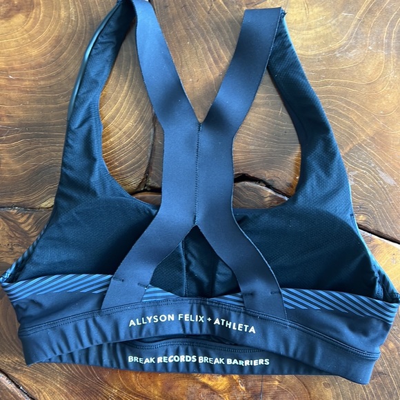 Athleta + Allyson Felix. Ultimate Legend Bra, Size Small. - Picture 3 of 7